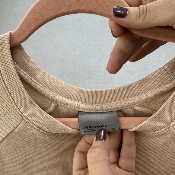 Vero Moda Sweatshirt Womens XL Tan Beige Crewneck Fleece Lined Raglan Pullover - Picture 2 of 11